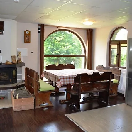 Къща за гости сичанова