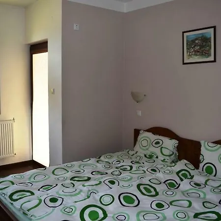 Sichanova * Brŭchkovtsi